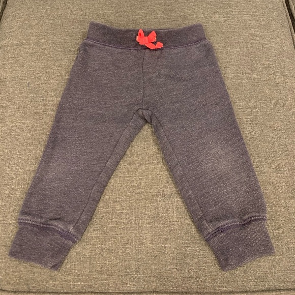 8 Piece Bundle of toddler leggings, pants & jeans - Picture 2 of 9